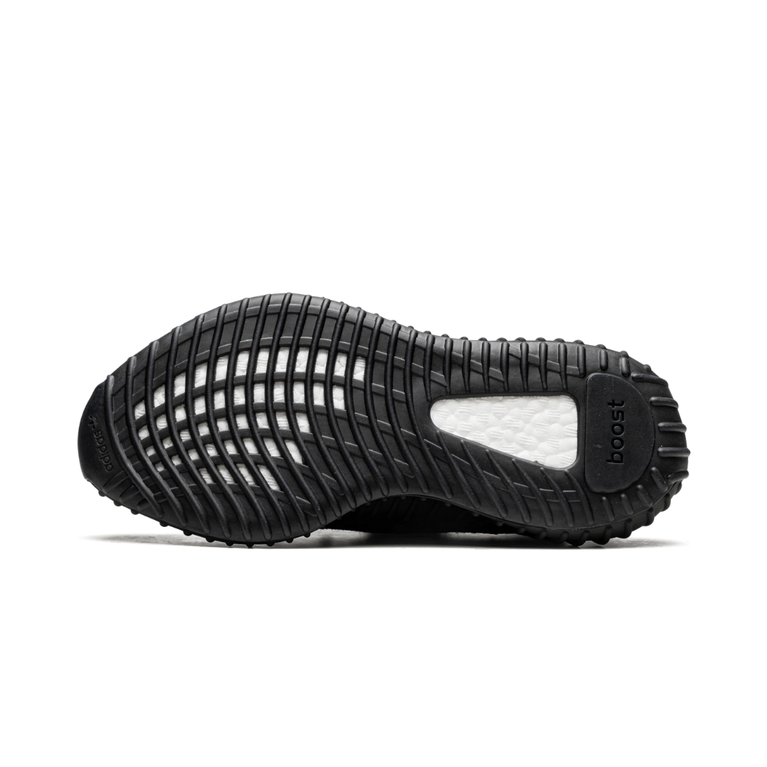 Adidas Yeezy Boost 350 V2 Onyx – ikonické all-black sneakers s pohodlnou Boost podrážkou a Primeknit svrškem. Rychlé doručení po EU.