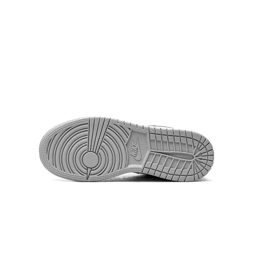 Obuv Air Jordan 1 Low Grey Toe (GS) - SneakerDefinition