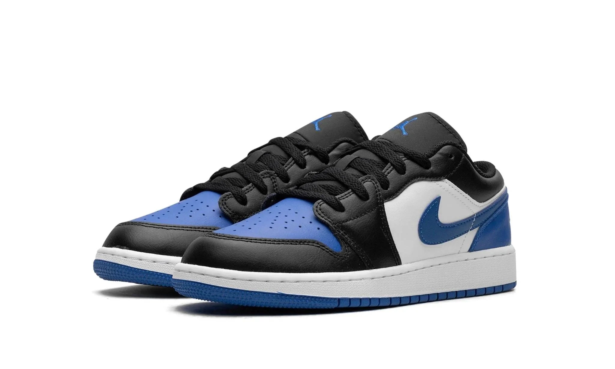 Obuv Air Jordan 1 Low Alternate Royal Toe (GS) - SneakerDefinition