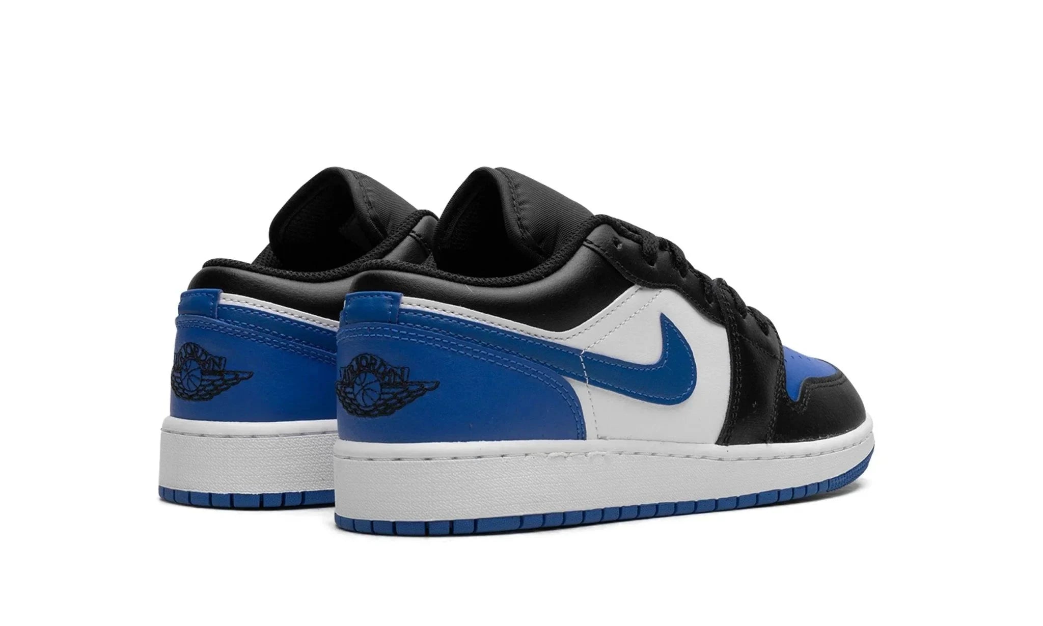 Obuv Air Jordan 1 Low Alternate Royal Toe (GS) - SneakerDefinition
