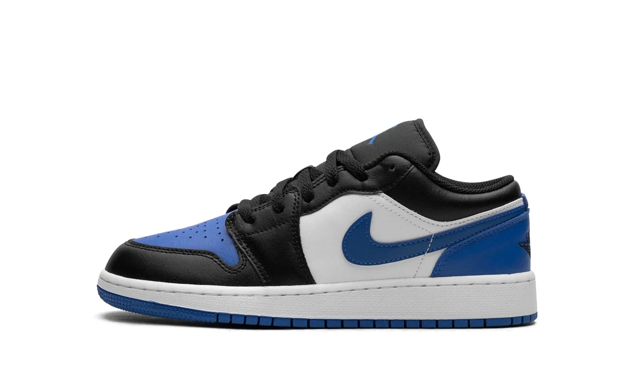 Obuv Air Jordan 1 Low Alternate Royal Toe (GS) - SneakerDefinition