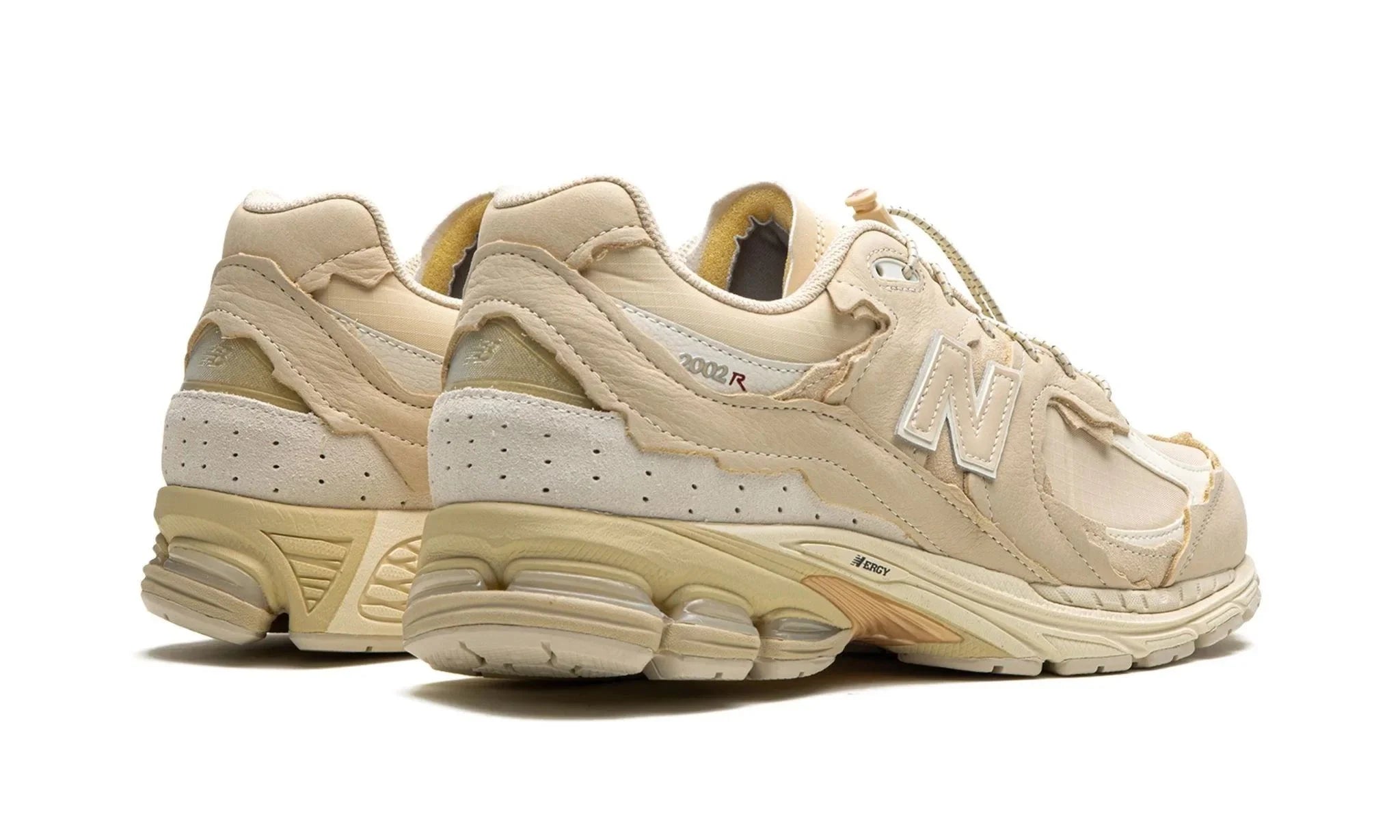 Obuv New Balance 2002R Protection Pack Sandstone - SneakerDefinition