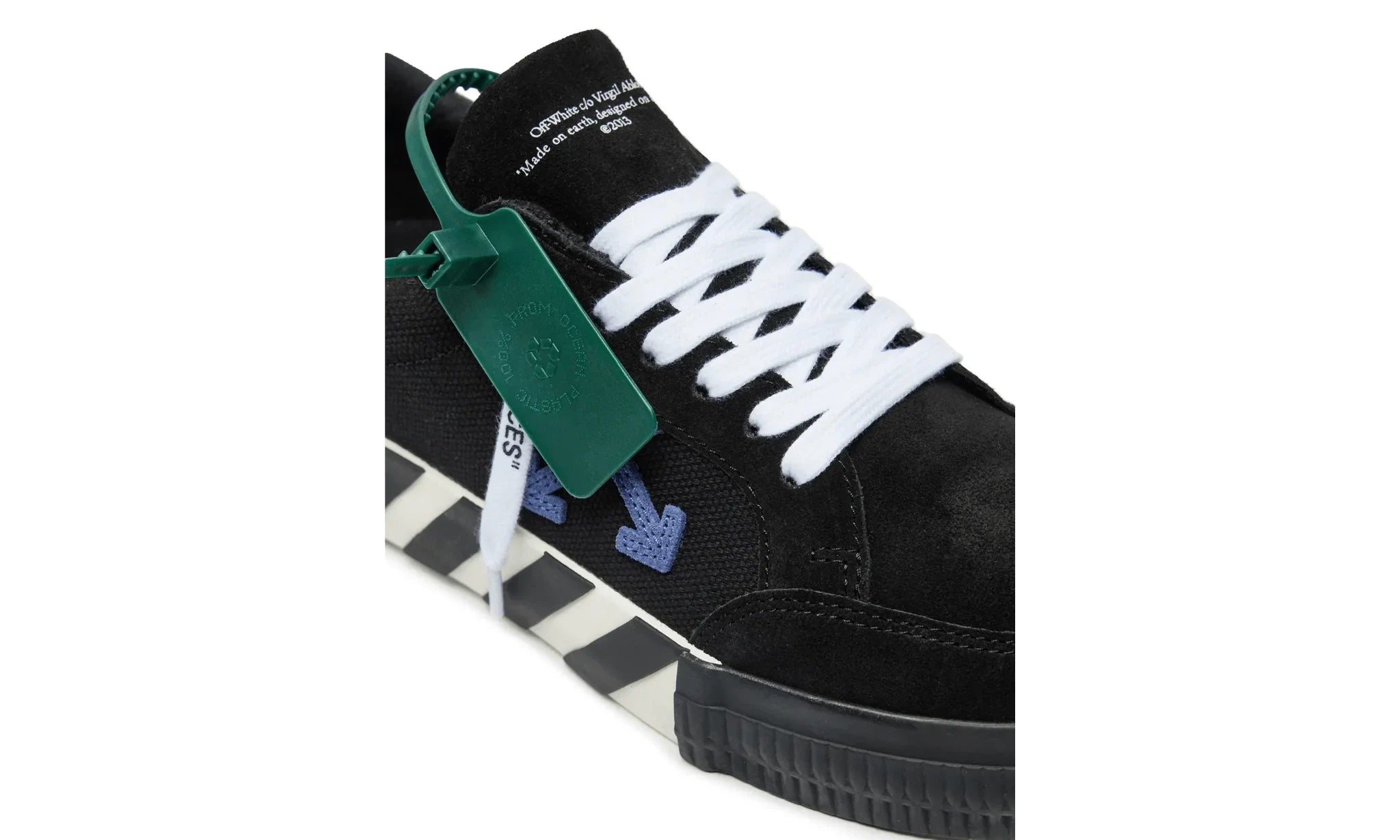 Obuv OFF-WHITE Vulc Low Canvas White Black Dark Blue (SS22) - SneakerDefinition