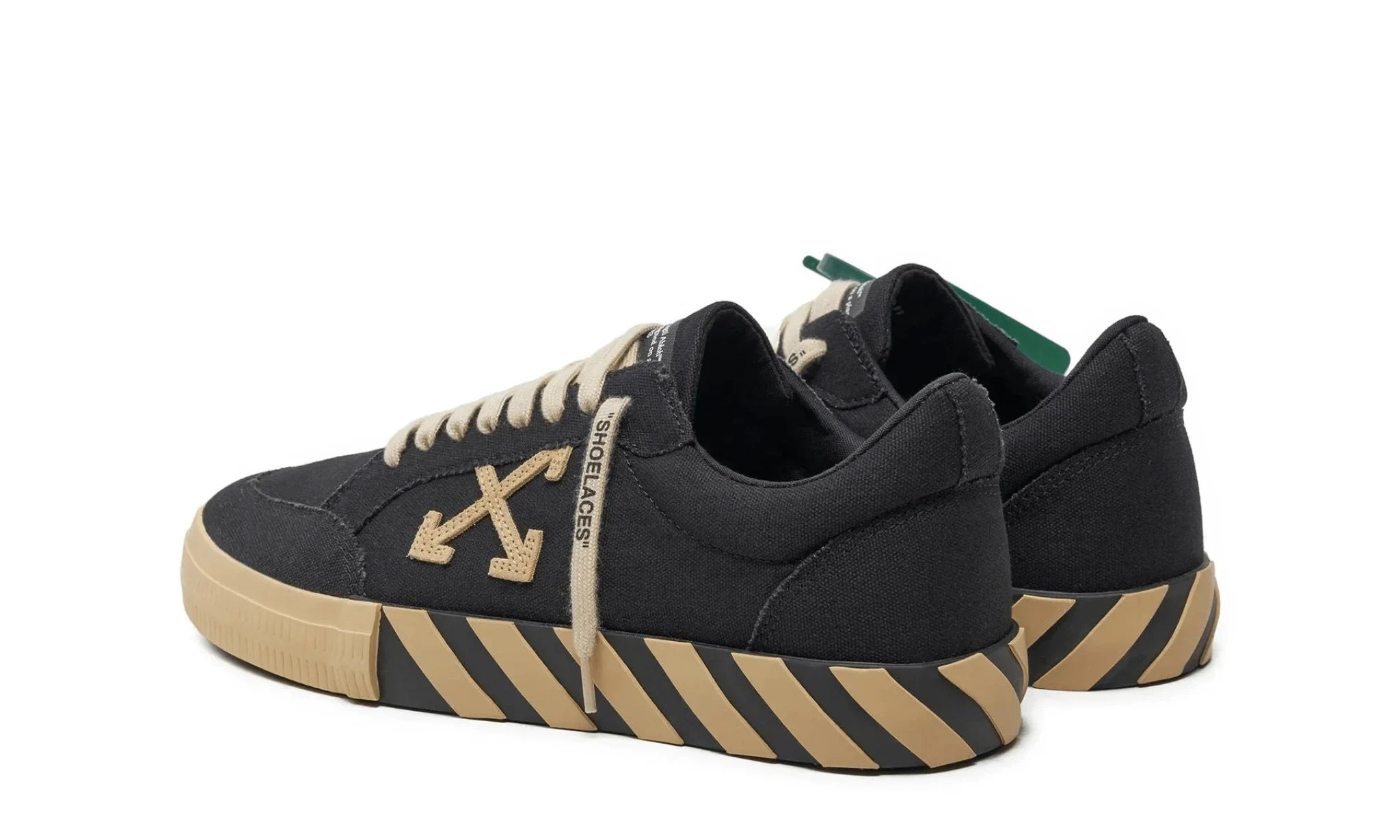 Obuv Off-White Vulc Low Sneaker Black Beige - SneakerDefinition