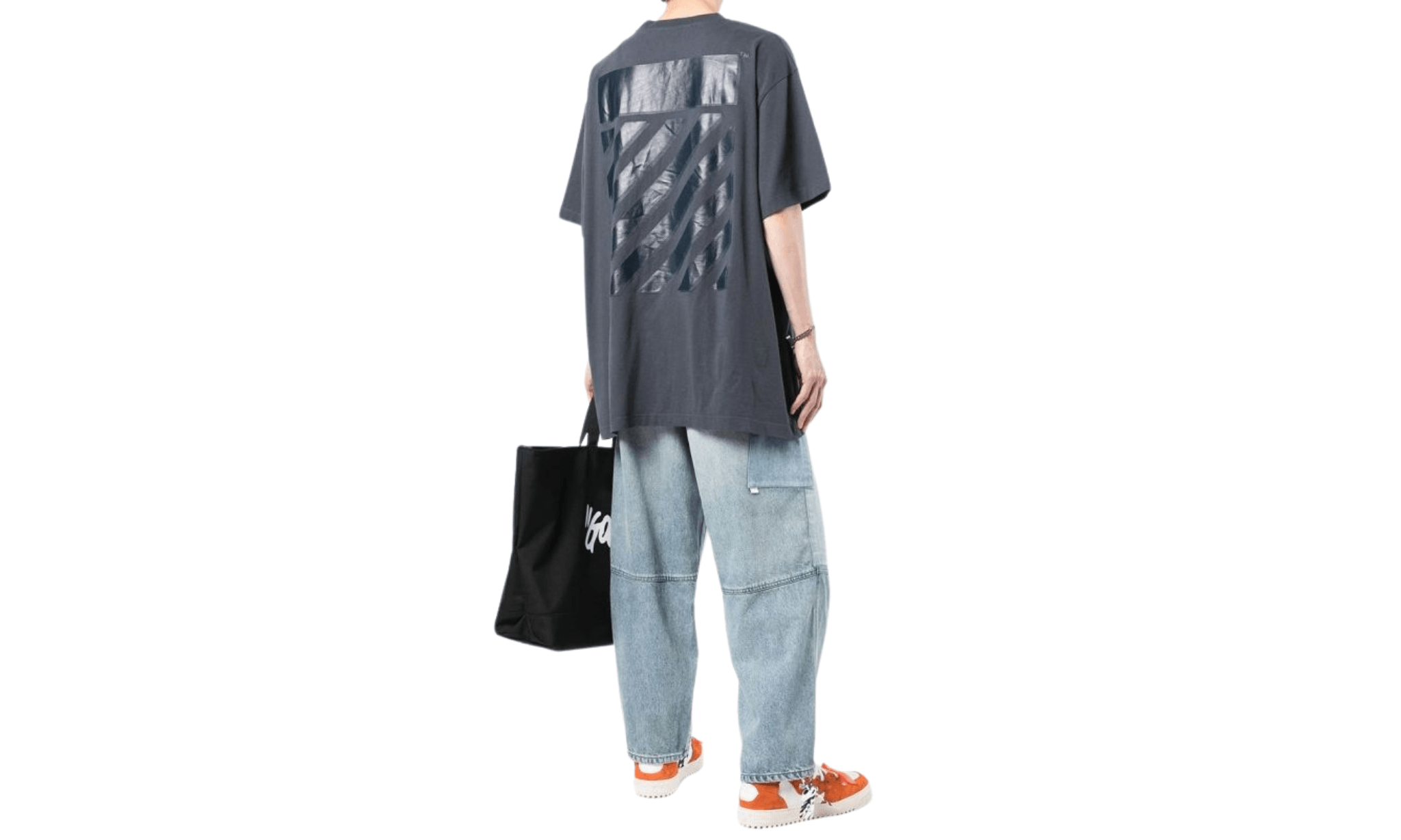 Tričko OFF-WHITE Rubber Diagonals Oversized T-Shirt Washed Black - SneakerDefinition