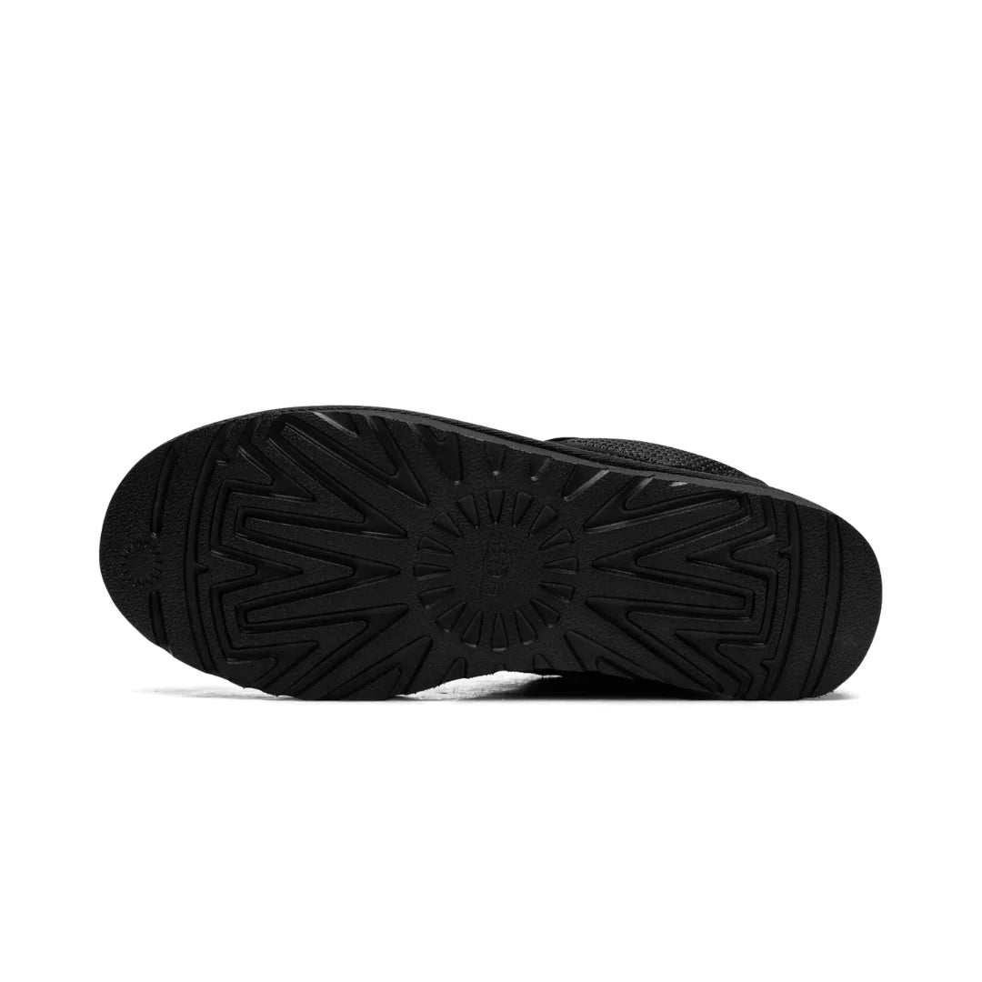 Obuv UGG Lowmel Lo Black (W) - SneakerDefinition