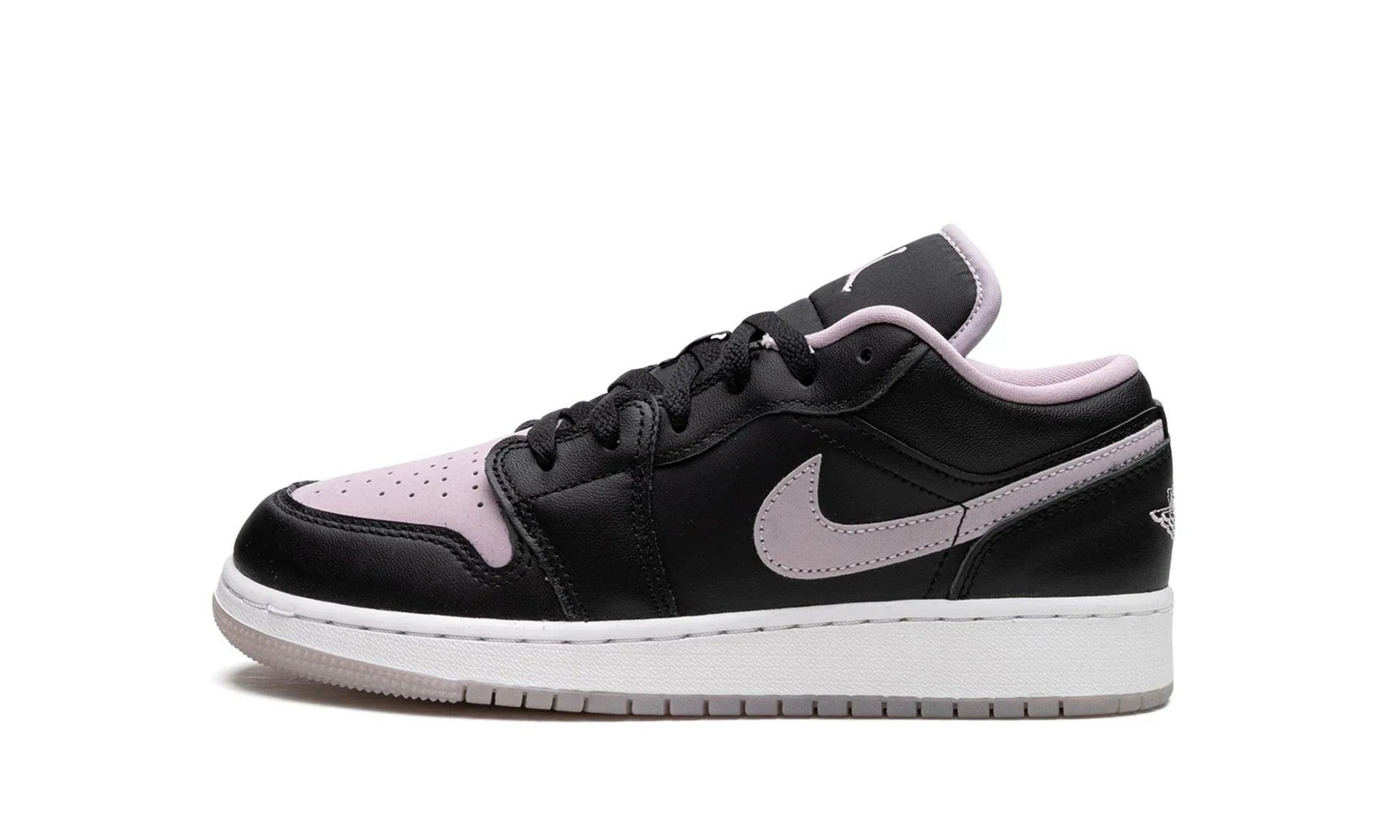 Obuv Air Jordan 1 Low SE Black Ice Lilac - SneakerDefinition
