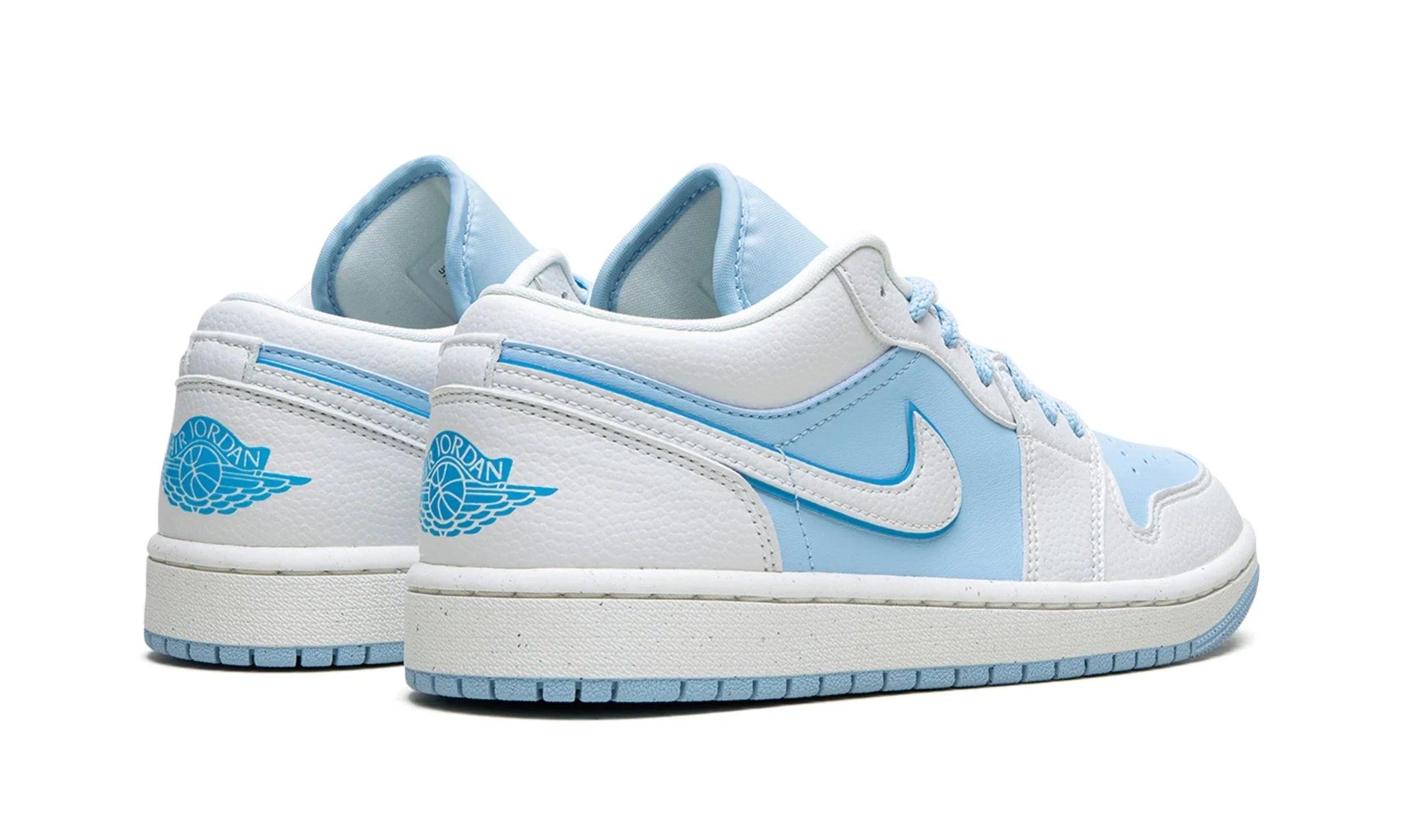 Obuv Air Jordan 1 Low SE Reverse Ice Blue - SneakerDefinition