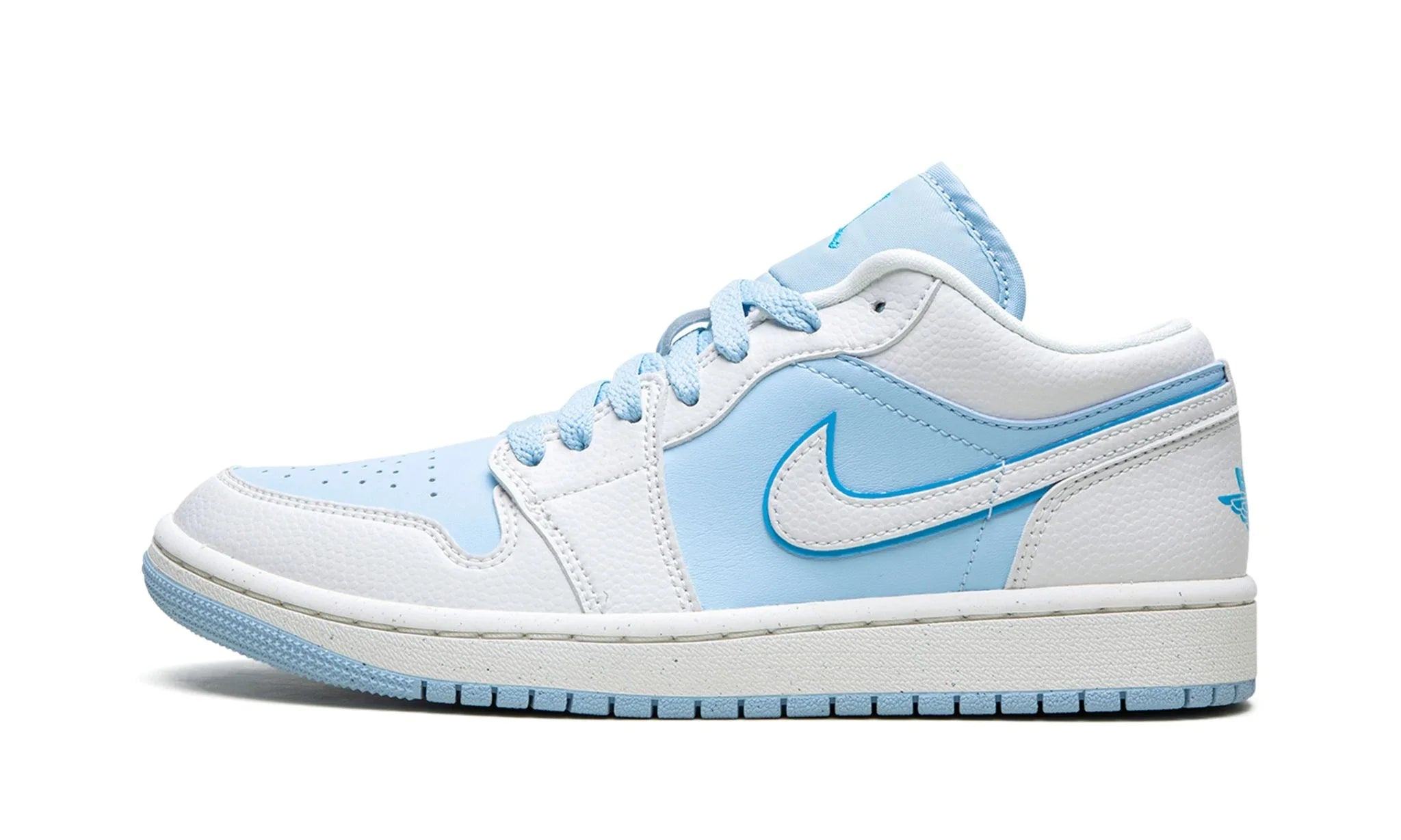 Obuv Air Jordan 1 Low SE Reverse Ice Blue - SneakerDefinition