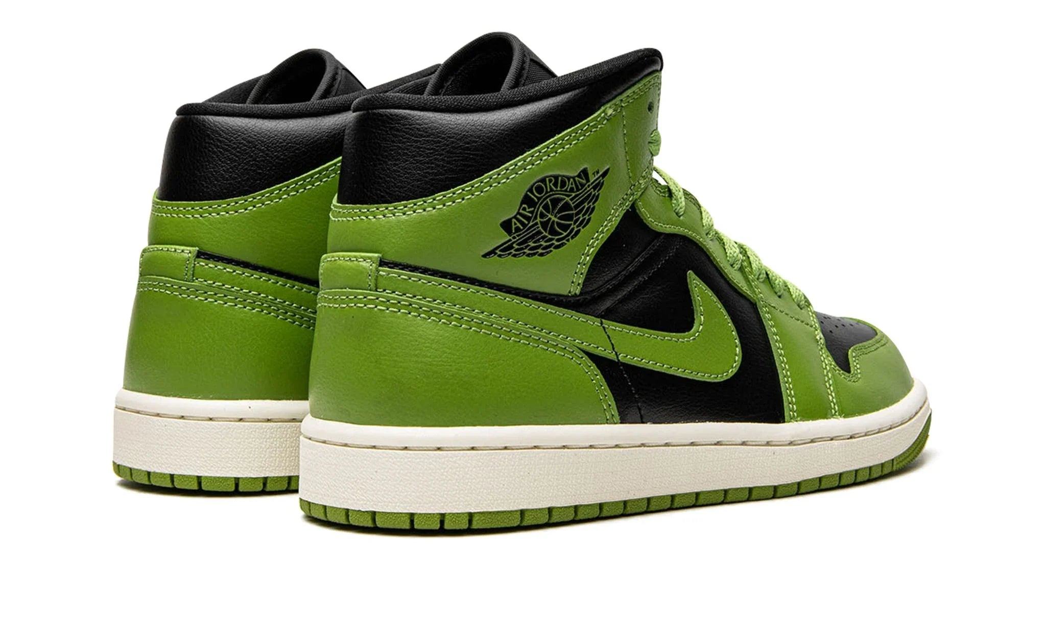 Obuv Air Jordan 1 Mid Altitude Green - SneakerDefinition