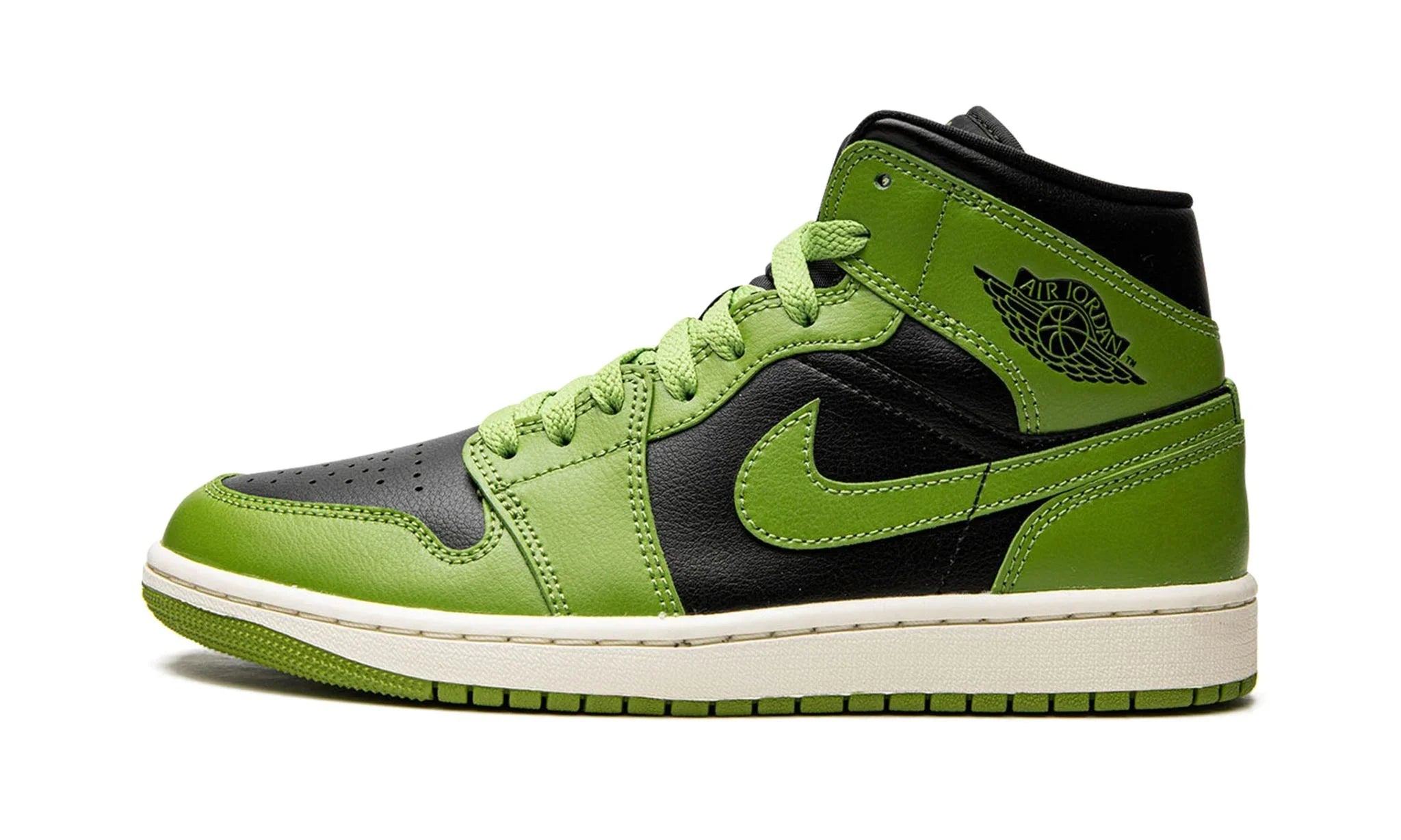 Obuv Air Jordan 1 Mid Altitude Green - SneakerDefinition