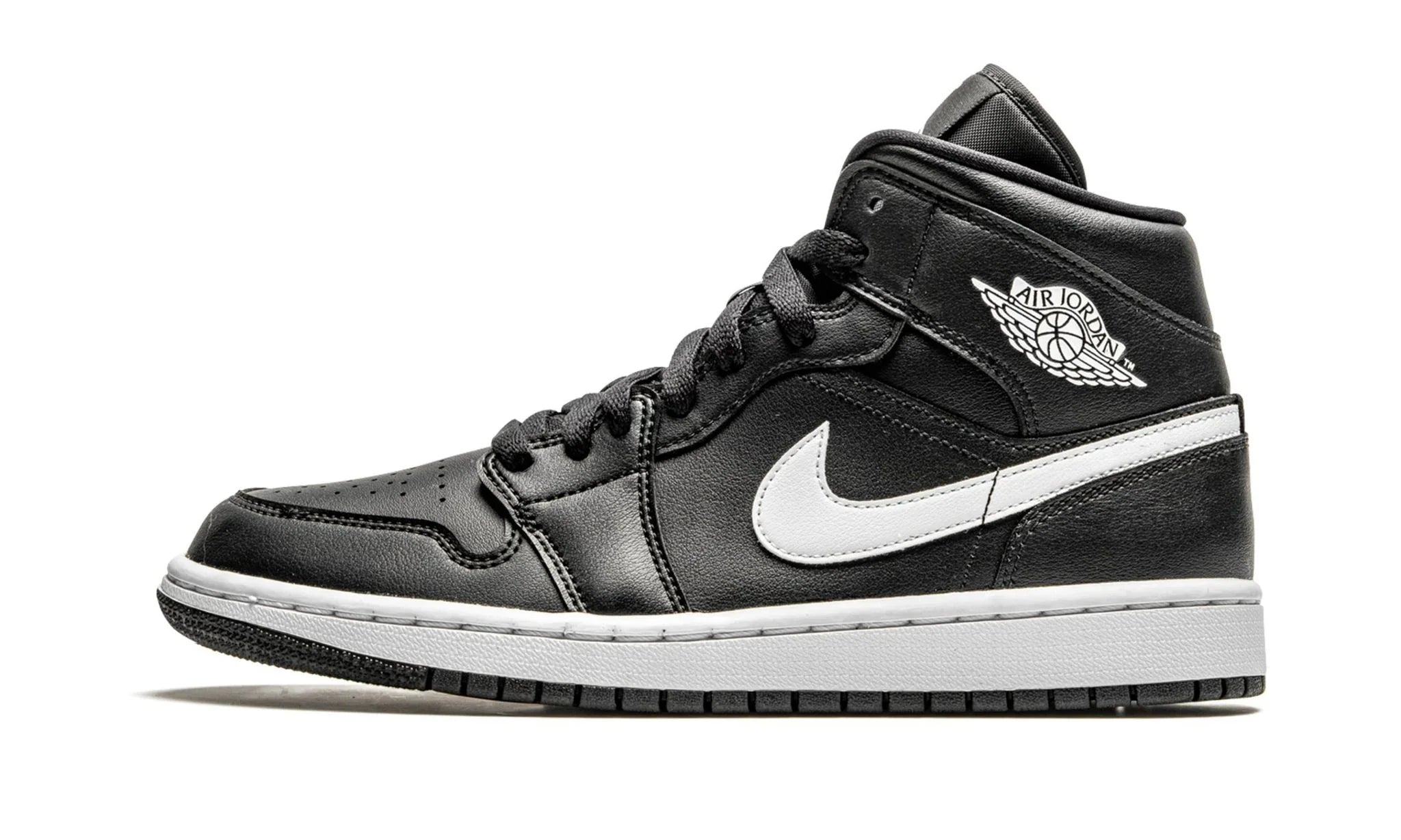 Obuv Air Jordan 1 Mid Black White (W) - SneakerDefinition