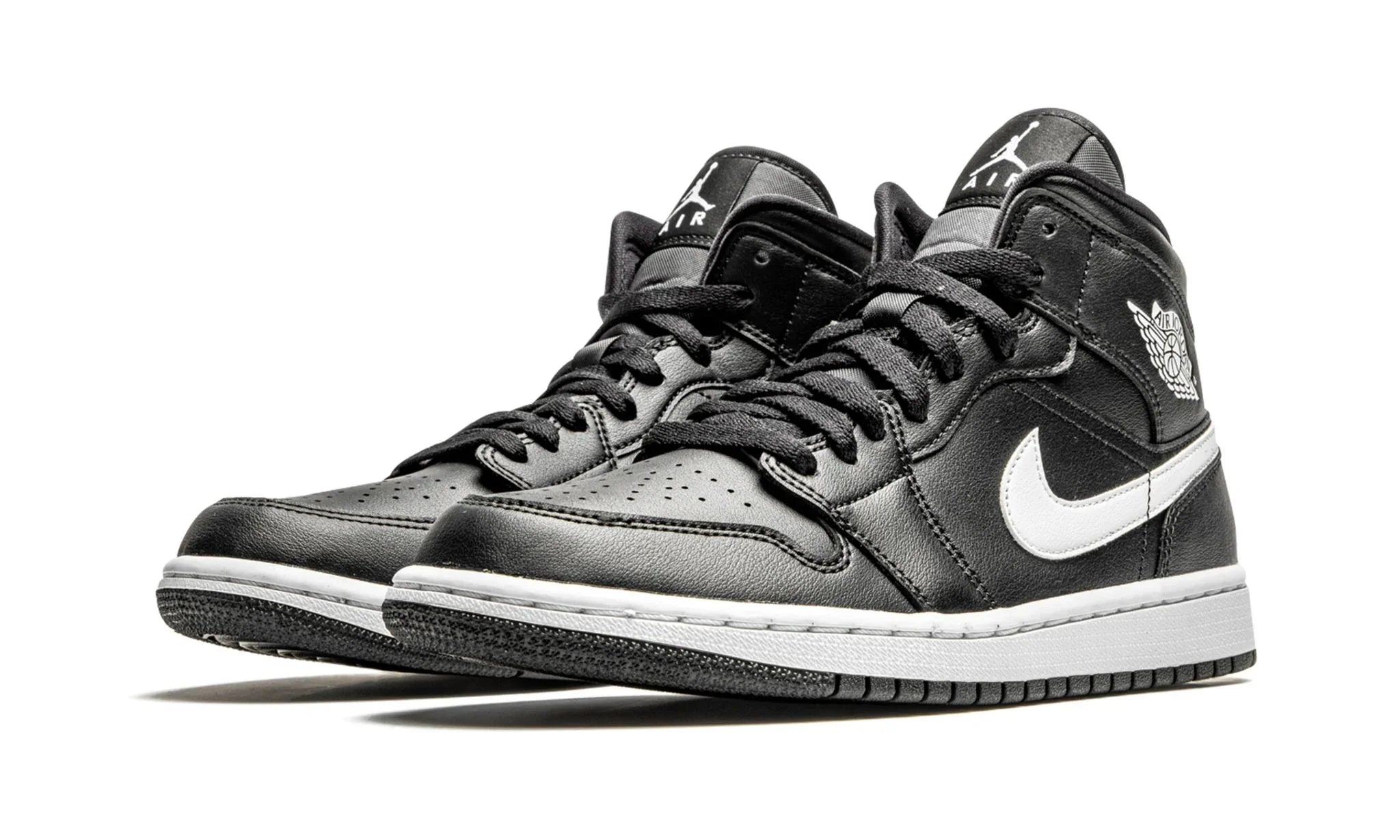 Obuv Air Jordan 1 Mid Black White (W) - SneakerDefinition
