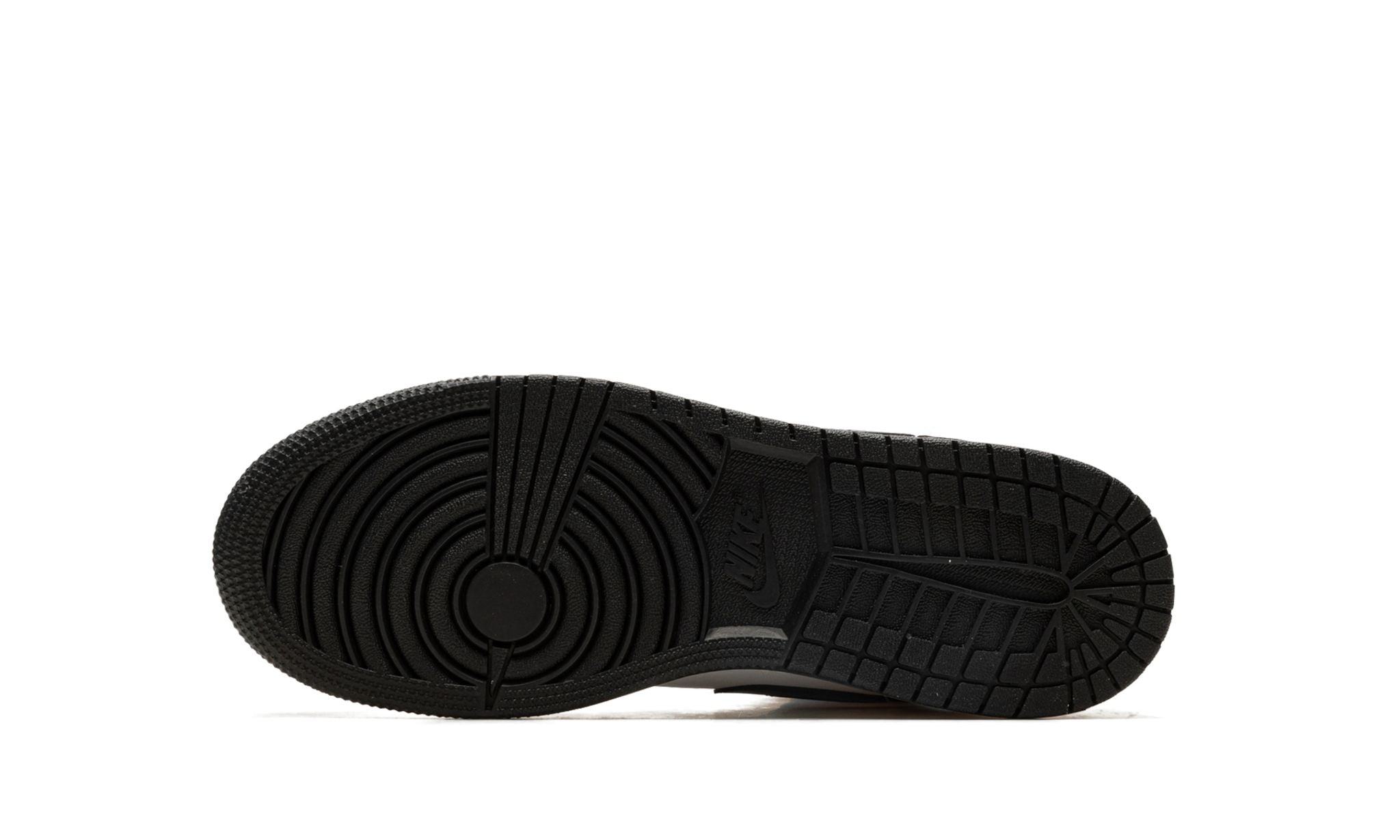 Obuv Air Jordan 1 Mid SE Wear-Away Chicago (GS) - SneakerDefinition