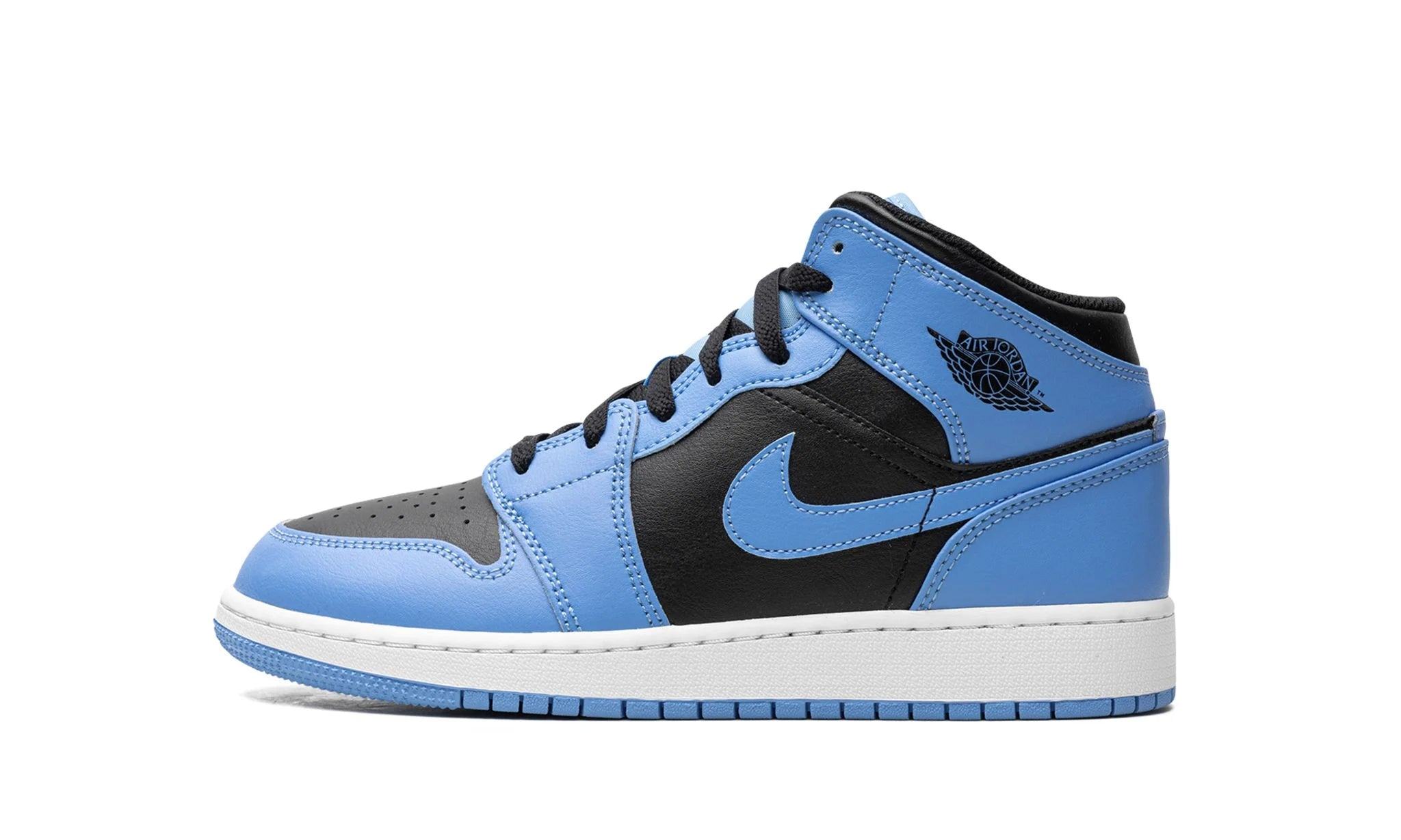 Obuv Air Jordan 1 Mid University Blue Black (GS) - SneakerDefinition