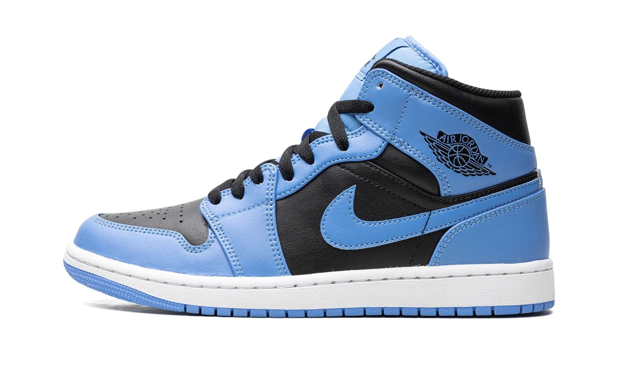 Obuv Air Jordan 1 Mid University Blue Black - SneakerDefinition