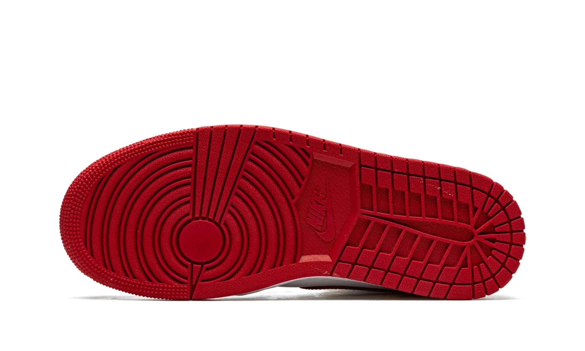 Obuv Air Jordan 1 Mid White Bred Toe (W) - SneakerDefinition