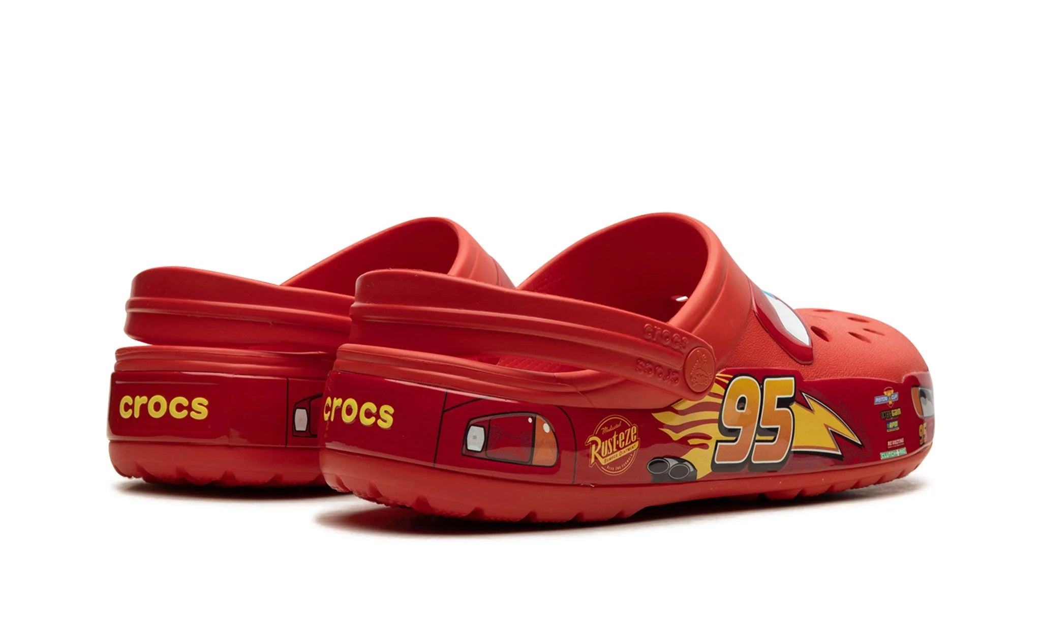 Obuv Crocs Classic Clog Lightning McQueen - SneakerDefinition