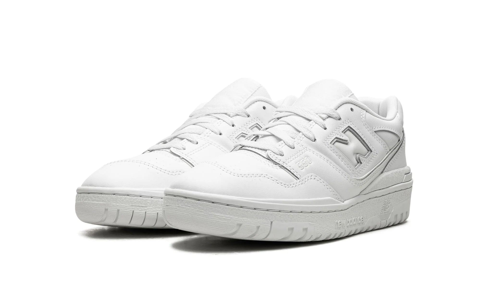 Obuv New Balance 550 Triple White (GS) - SneakerDefinition