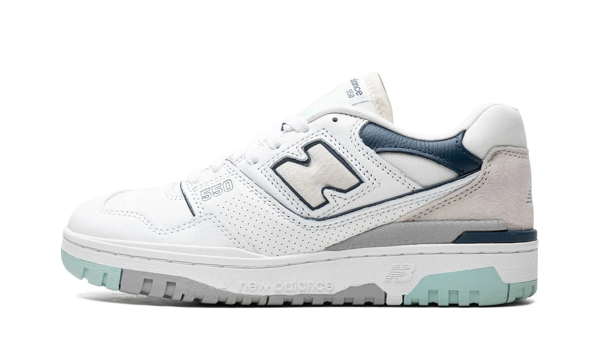Obuv New Balance 550 White Winter Fog Navy (GS) - SneakerDefinition
