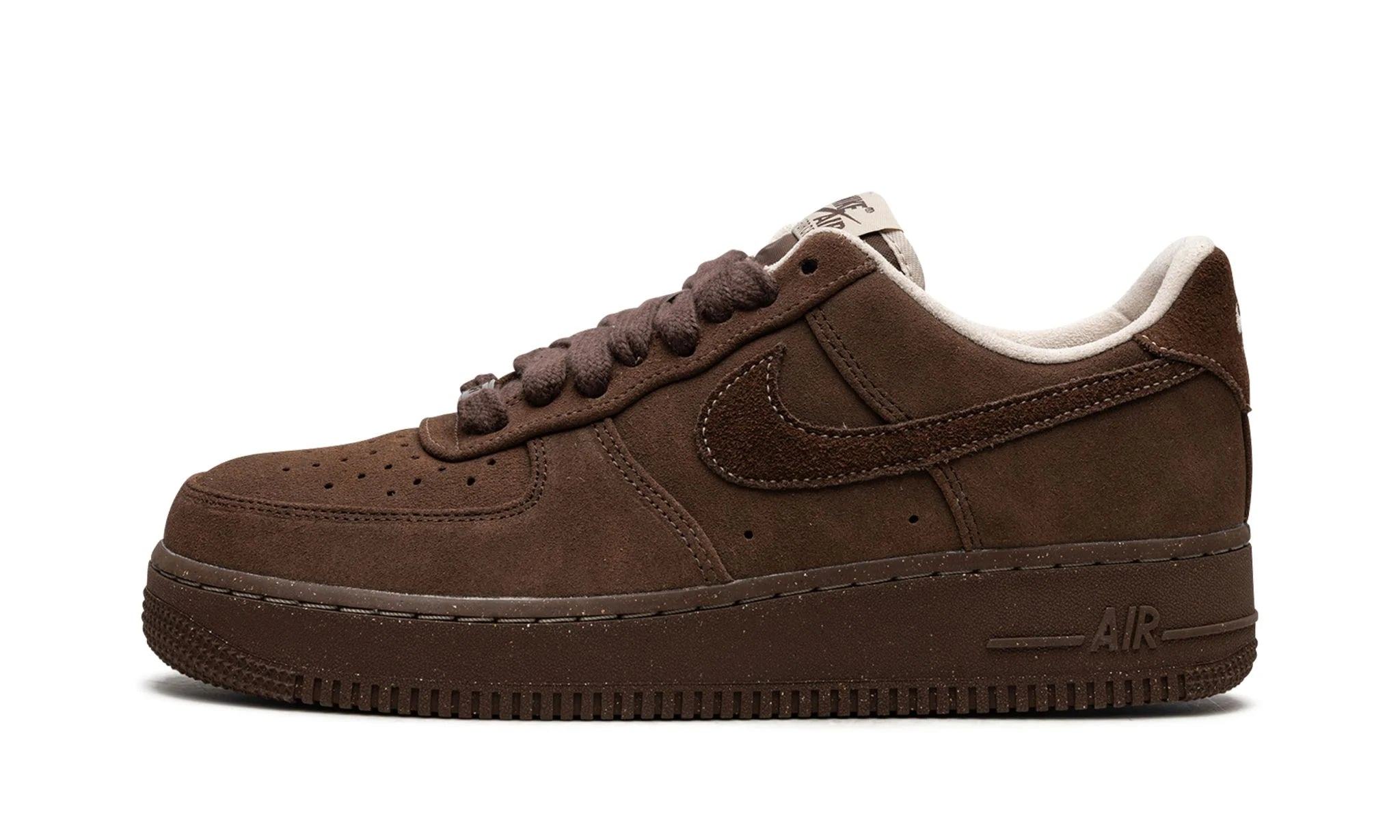 Obuv Nike Air Force 1 Low '07 Suede Cacao Wow (W) - SneakerDefinition