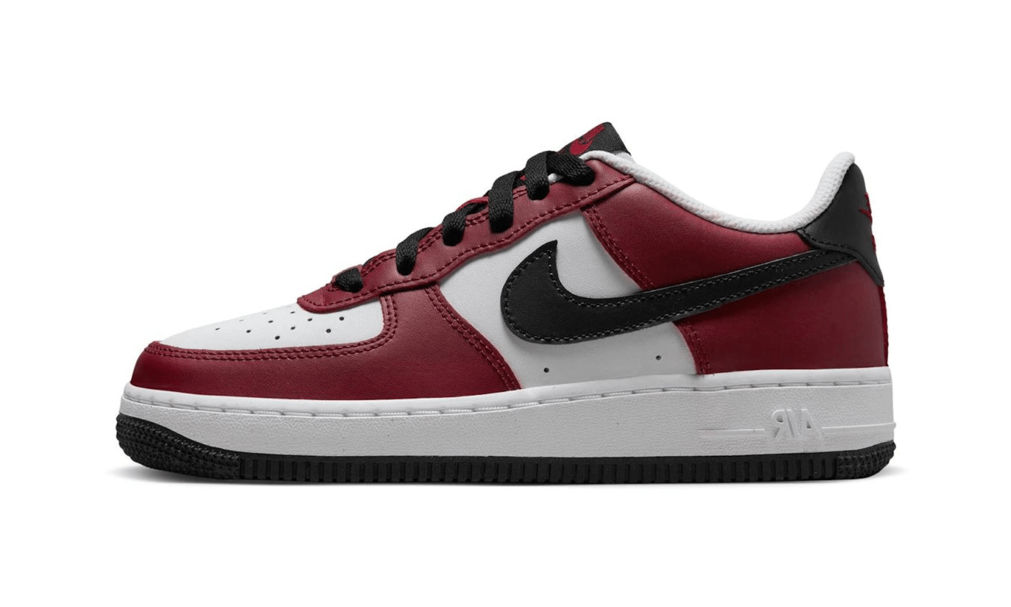 Obuv Nike Air Force 1 Low LV8 Team Red (GS) - SneakerDefinition