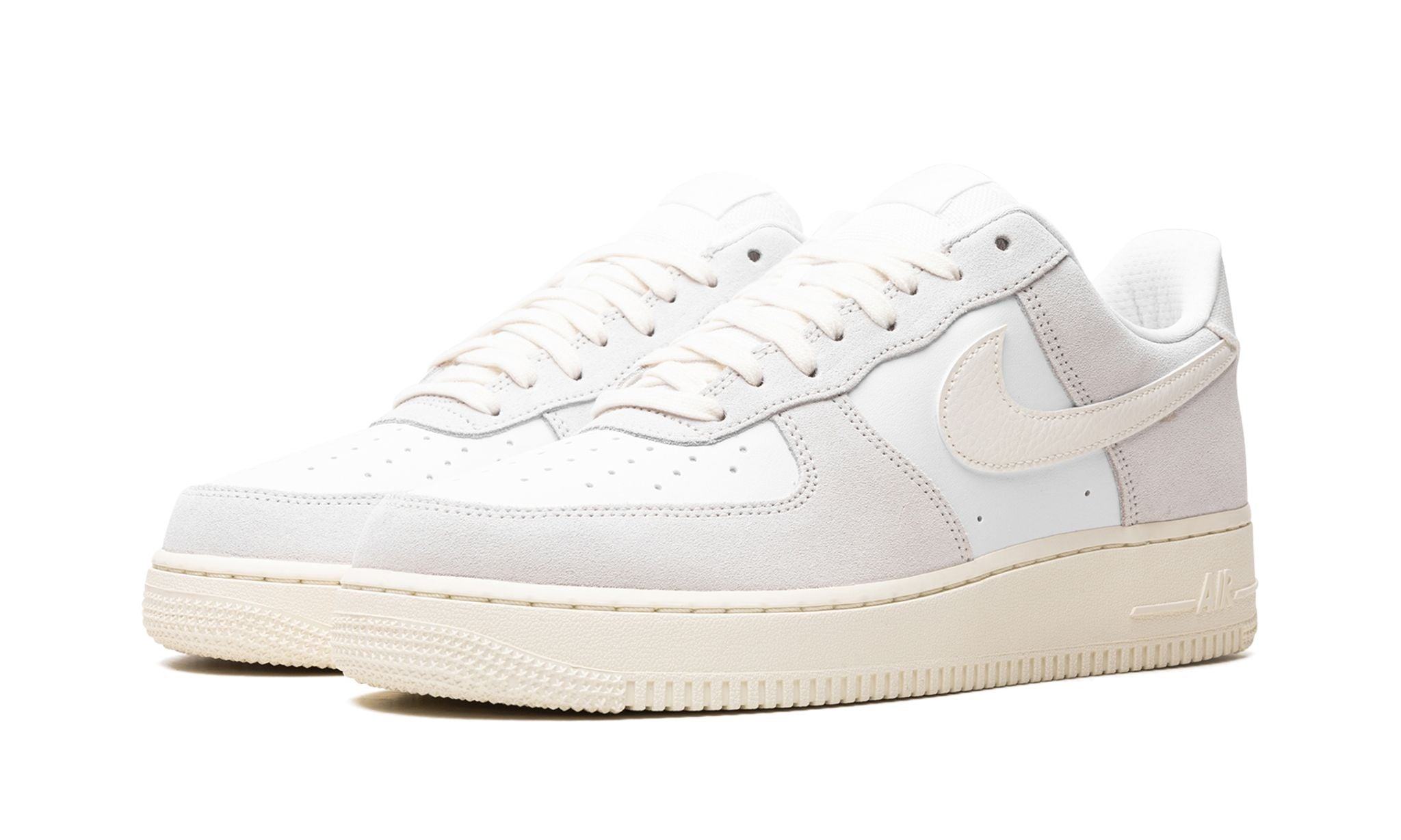 Obuv Nike Air Force 1 Low Platinum Tint - SneakerDefinition