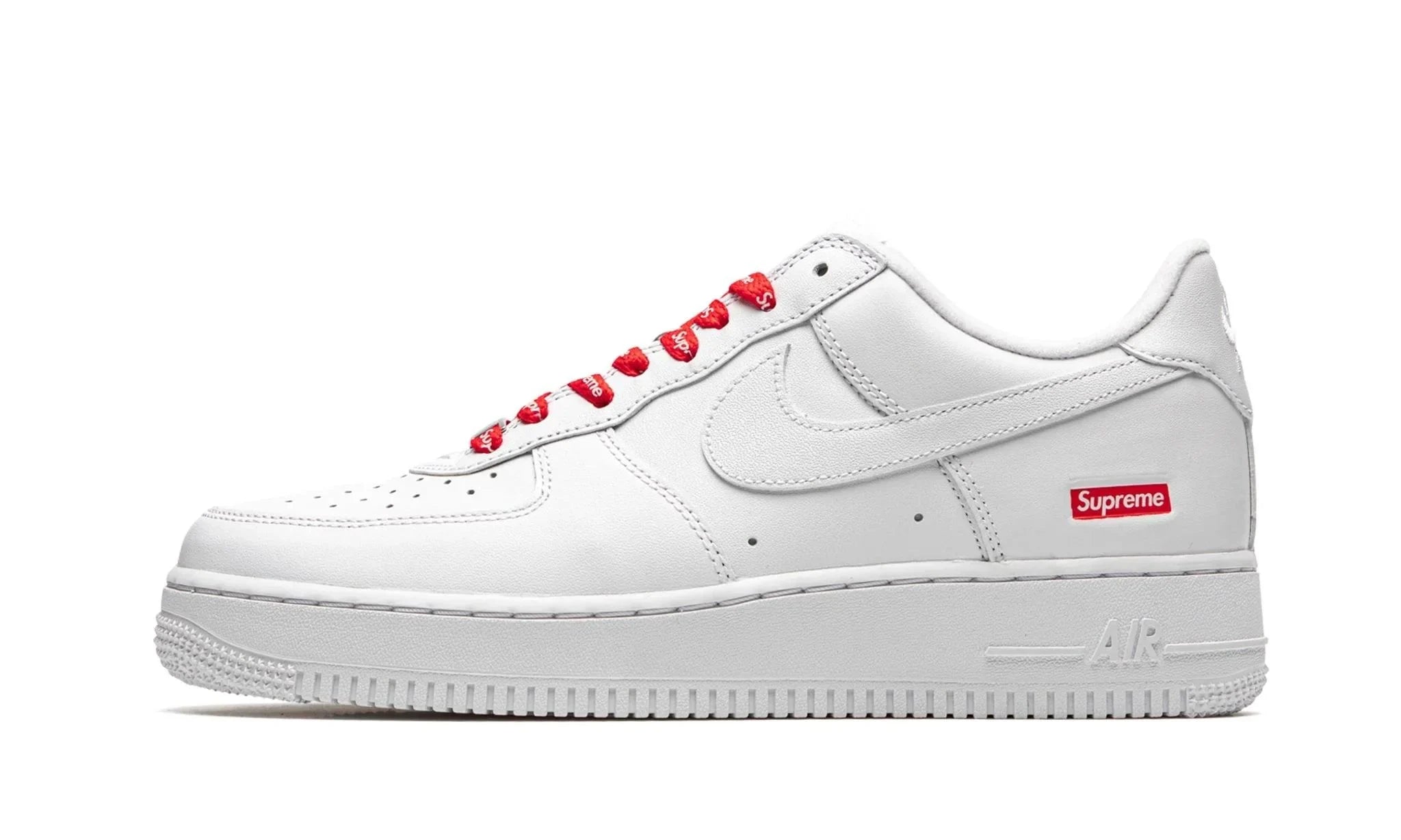 Obuv Nike Air Force 1 Low Supreme - SneakerDefinition