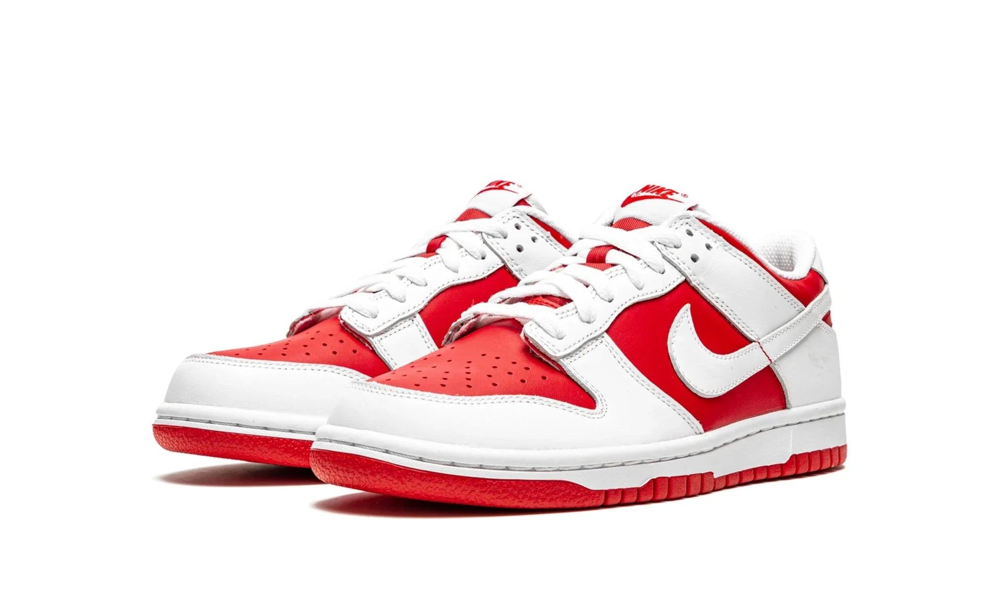 Obuv Nike Dunk Low Championship Red (GS) - SneakerDefinition