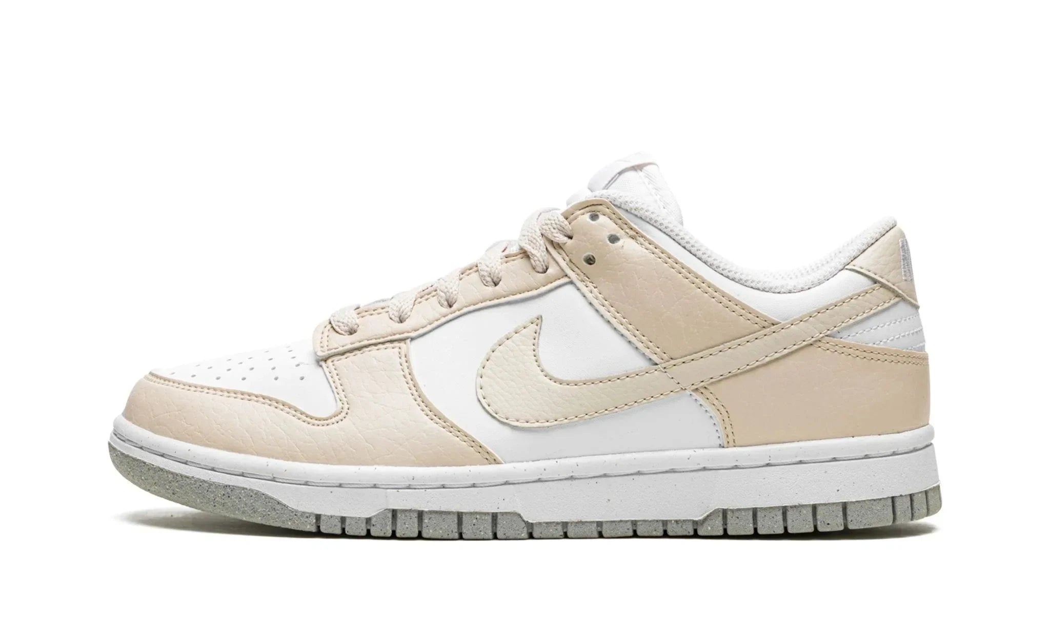Obuv Nike Dunk Low Next Nature White Light Orewood Brown - SneakerDefinition