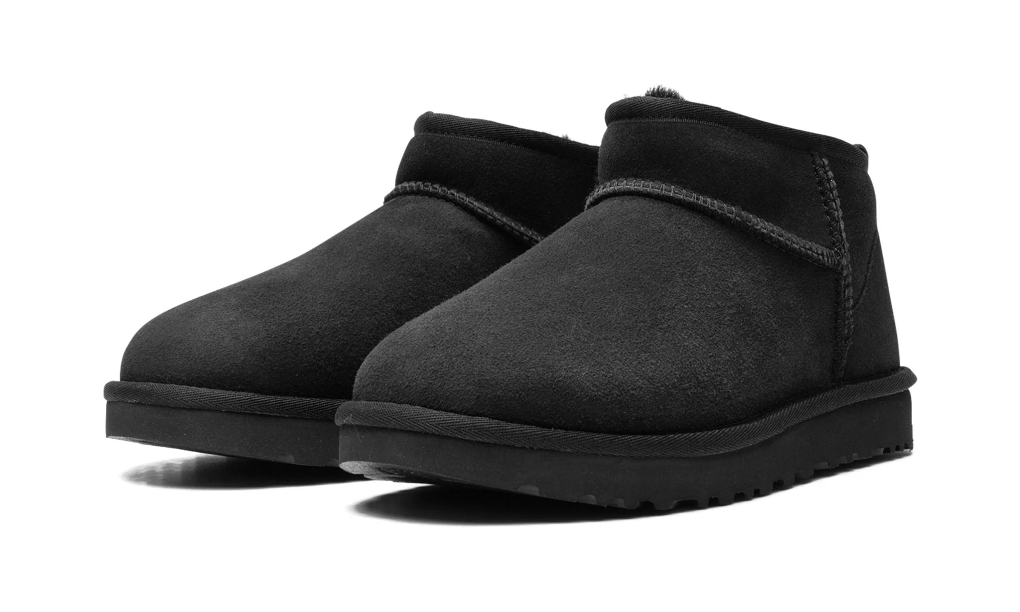 Obuv UGG Classic Ultra Mini Boot Black (W) - SneakerDefinition