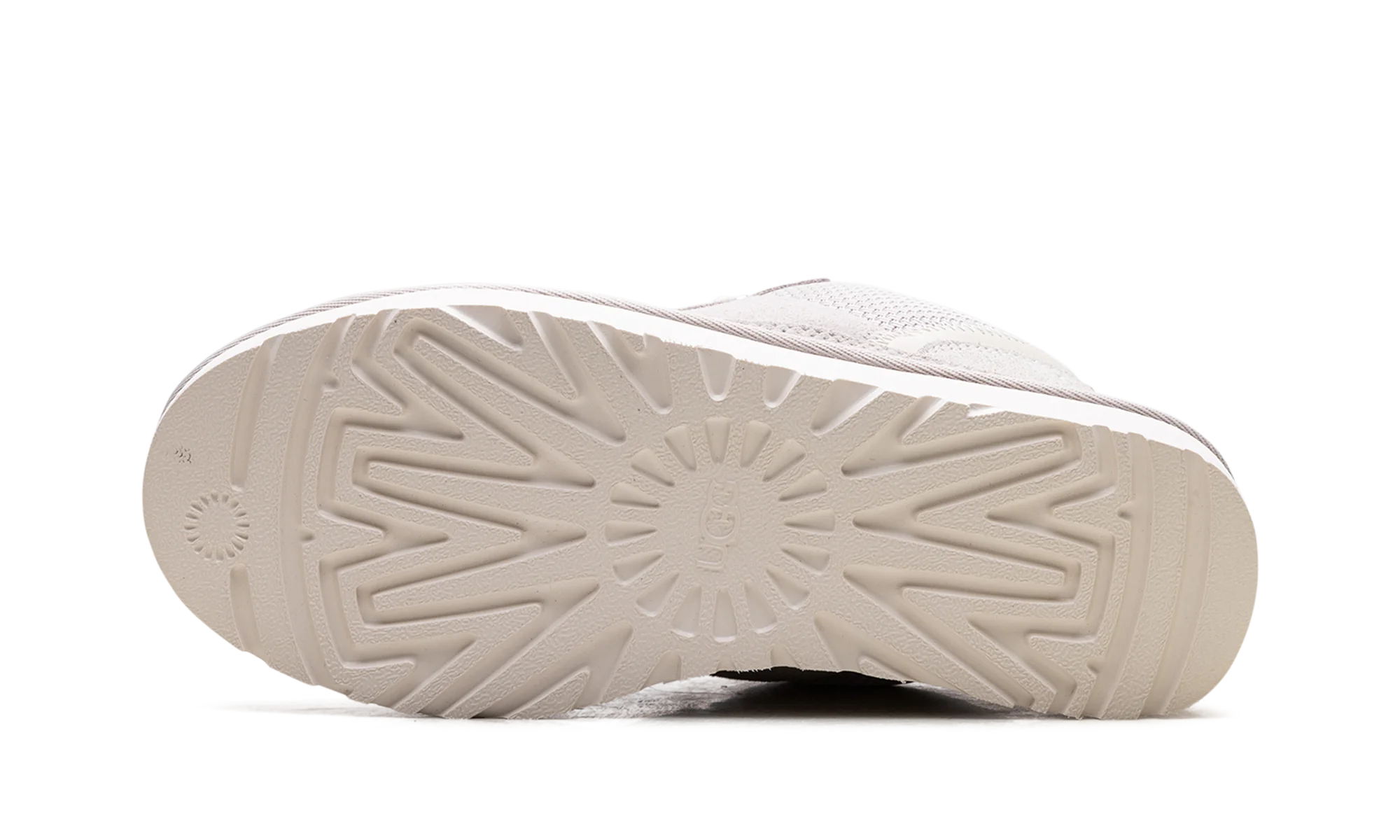 Obuv UGG Lowmel Ceramic - SneakerDefinition